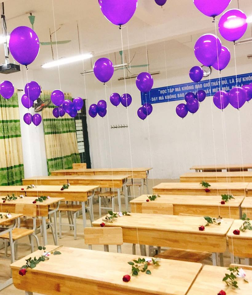 Phòng học được "biến hóa" lung linh thế này đã đủ khiến các bạn nữ phải rung rinh trước độ galant của hội nam sinh trong lớp chưa?