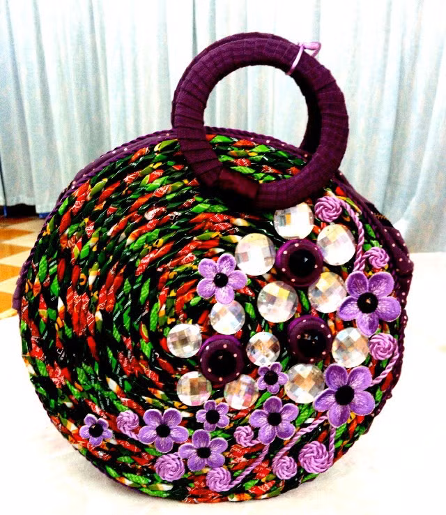 Một số túi xách đẹp mắt, độc đáo trong bộ sưu tập của thầy Toàn.