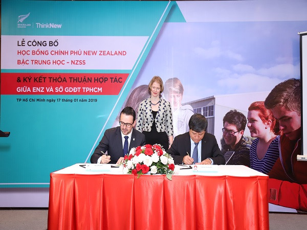 Lễ Ký kết Bản Ghi nhớ Hợp tác giữa Cơ quan giáo dục New Zealand và Sở Giáo dục &amp; Đào tạo Tp Hồ Chí Minh, chứng kiến bởi Bà Wendy Matthews, Đại sứ New Zealand tại Việt Nam