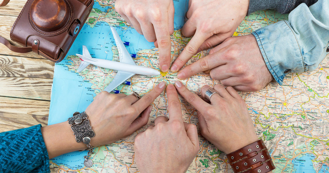 Có cẩm nang này trong tay, rực rỡ trọn mùa du lịch chỉ còn là chuyện nhỏ ảnh 1