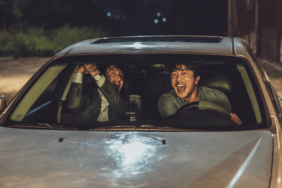 ...rồi sau đó sẽ tiếp tục ôm bụng cười với những tình huống hài không đỡ nổi.