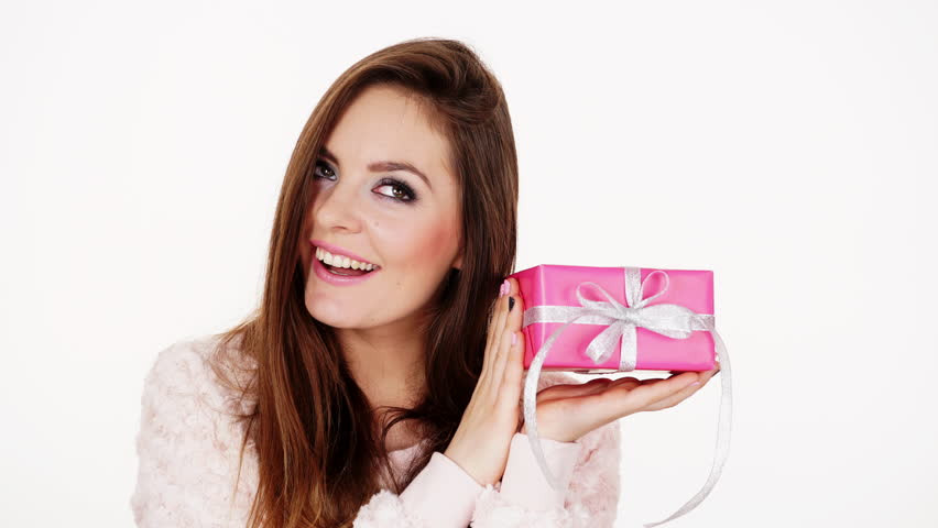 Đọc vị chính xác ngay "mật thư" đến từ những món quà tặng của chàng ảnh 4