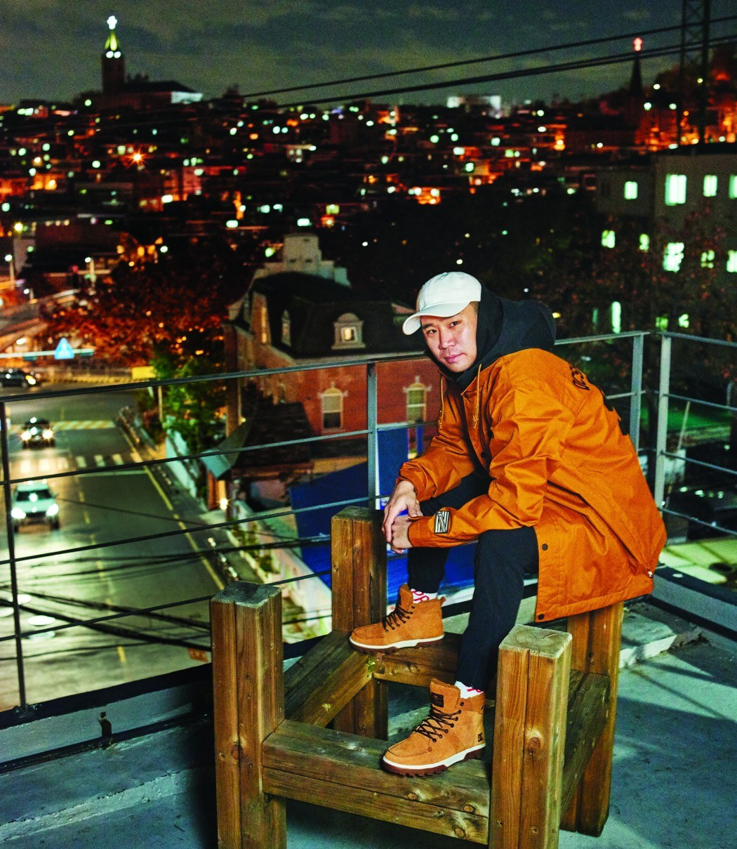 Bạn có tò mò muốn biết bạn trai mới của Sulli "hoành tráng" cỡ nào không? ảnh 1