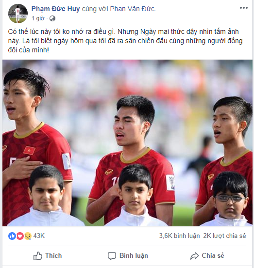 Bài đăng trên Facebook cá nhân của cầu thủ.