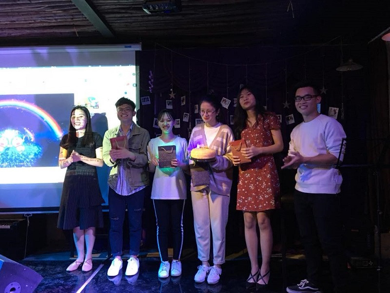 Vừa tâm lý lại ngọt ngào, con trai lớp người ta thật đúng là không chê vào đâu được!