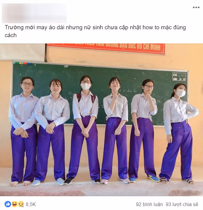 6 nữ sinh với đồng phục áo dài.