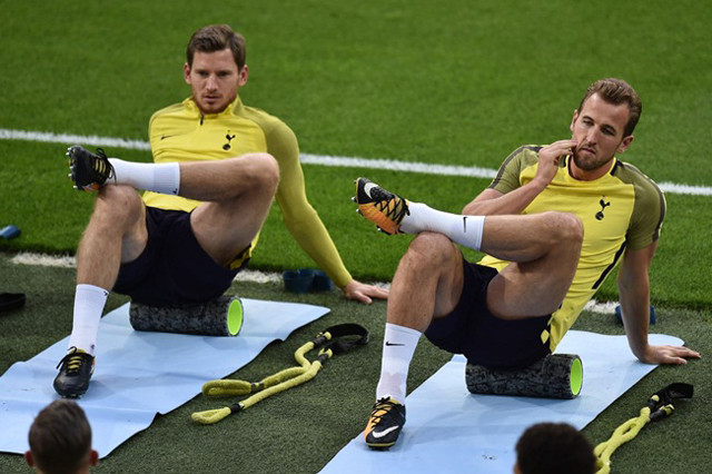 Nhiều cầu thủ đang chơi tại Premier League sẽ gặp nhau trên sân tối nay.