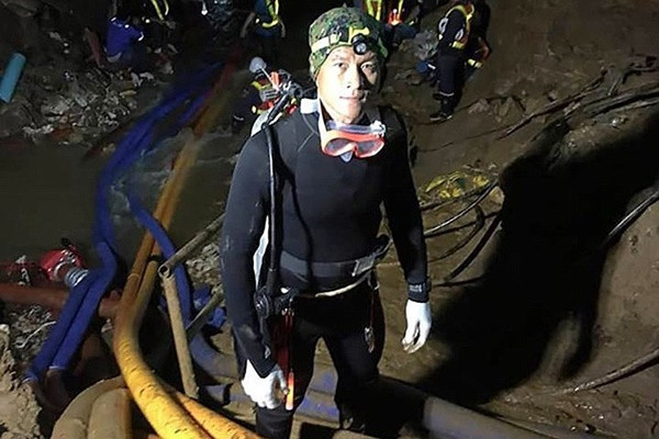 Saman Kunan, 38 tuổi, thiệt mạng khi đang trên đường trở lại trạm chỉ huy sau khi mang đồ tiếp tế cho đội bóng. (Ảnh: Daily Mail)