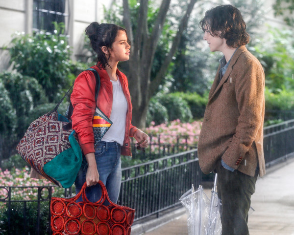 Cô ấy cũng đã hoàn tất bộ phim A Rainy Day In New York cùng Timothée Chalamet. 
