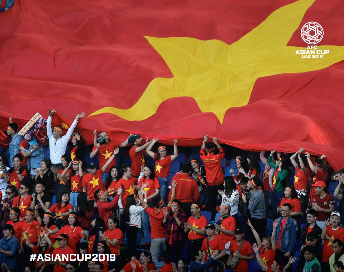 Lá cờ đỏ sao vàng sẽ tiếp tục phấp phới bay trên đấu trường AFC Asian Cup 2019 trong những ngày tới.