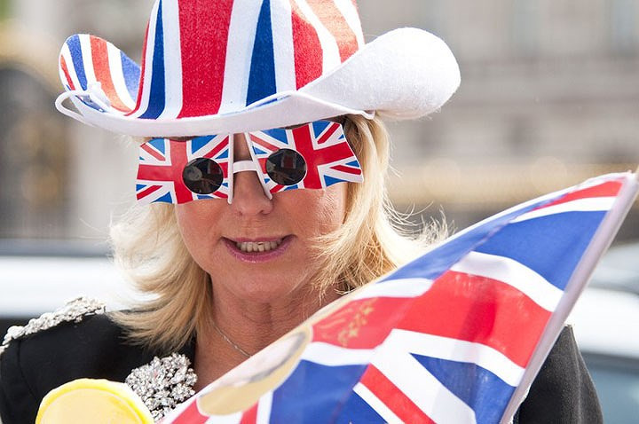 Con người tuyệt vời: Điều làm cho đất nước Anh đặc biệt chính là những con người sống tại đây. Là quốc gia đa văn hoá, nhiều sắc dân, đa tôn giáo, đa quốc tịch, công bằng, bất cứ ai cũng đựơc tôn trọng... là những yếu tố tạo nên một quốc gia nổi tiếng thịnh vượng, văn minh trên thế giới. (Ảnh Dutourdumonde /Shutterstock)