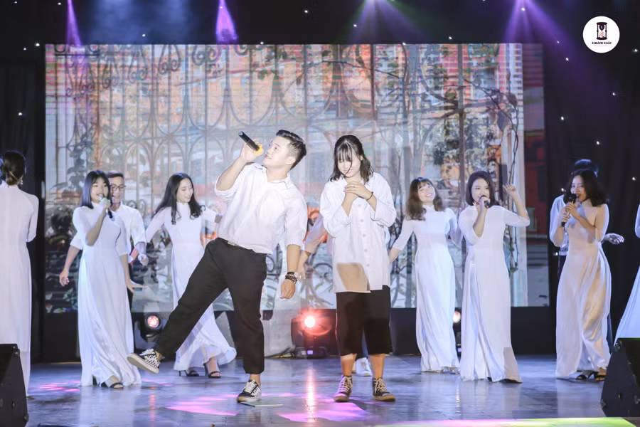 Gala “Báo chí hát 5+1”: Khoảnh khắc tỏa sáng của những nhà truyền thông tương lai ảnh 5