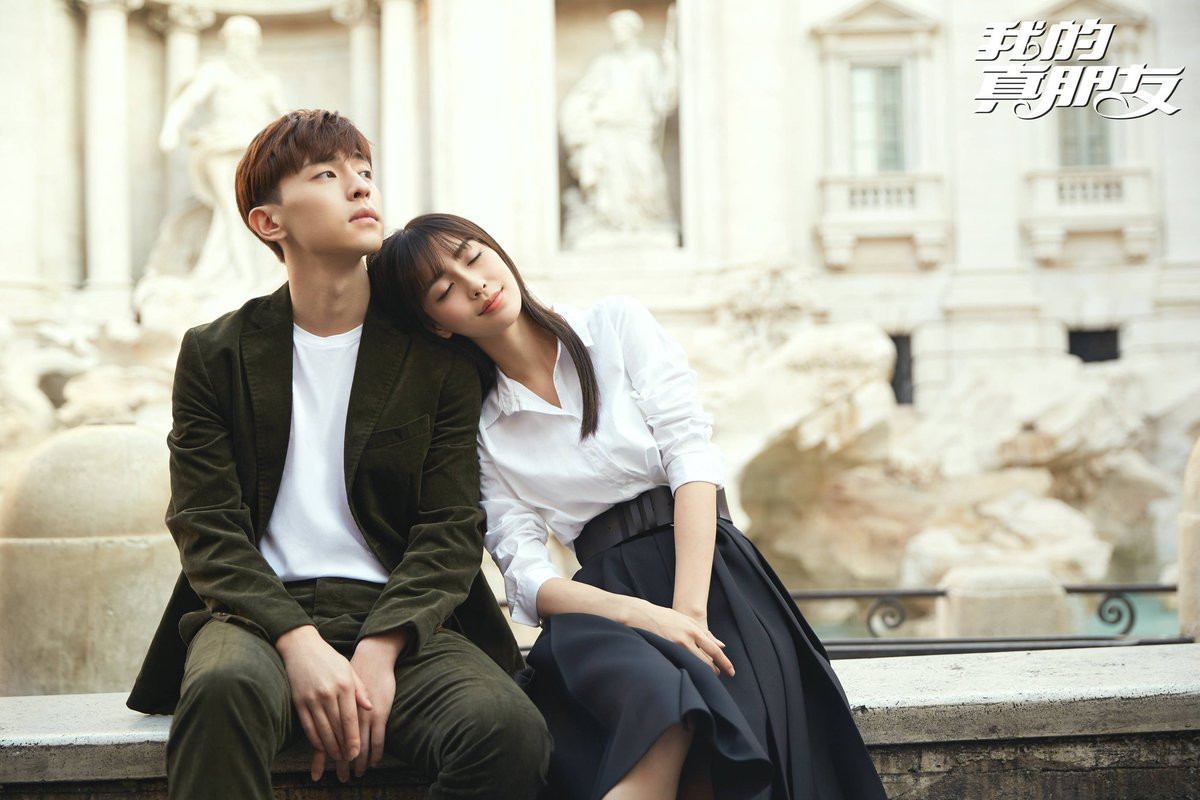 Đặng Luân và Angela Baby trong 