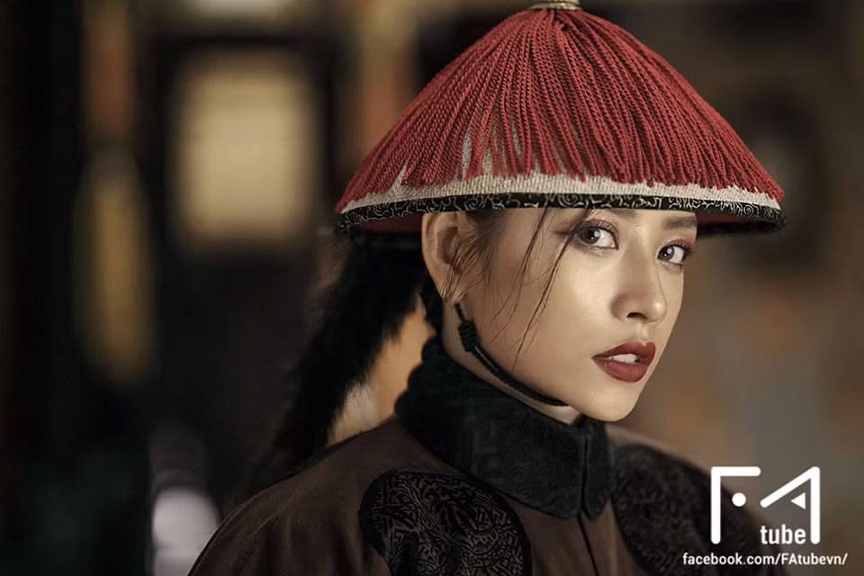 Sơn Tùng, Noo Phước Thịnh, Soobin Hoàng Sơn “rủ nhau” hóa phi tần trong “Diên Hy công lược” ảnh 4