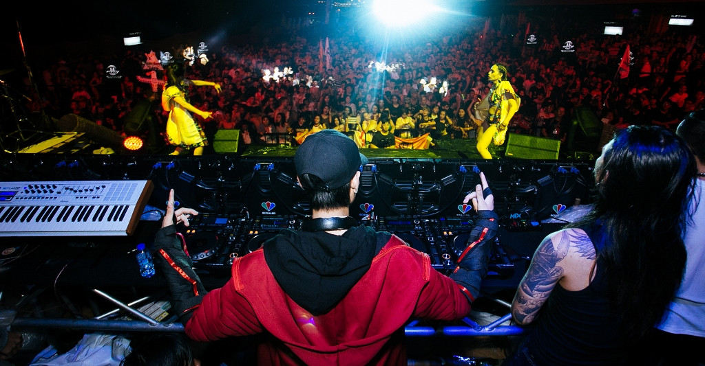 Producer/DJ HoaProx- hiện tượng âm nhạc Việt Nam lan tỏa khắp Châu Á