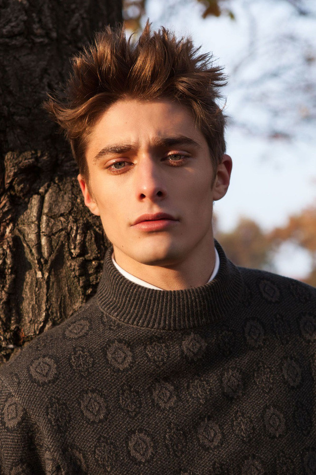 Đừng nghĩ Voldemort xấu xí đáng sợ nữa, “Chúa Tể Hắc Ám” giờ đẹp trai siêu cấp ảnh 4