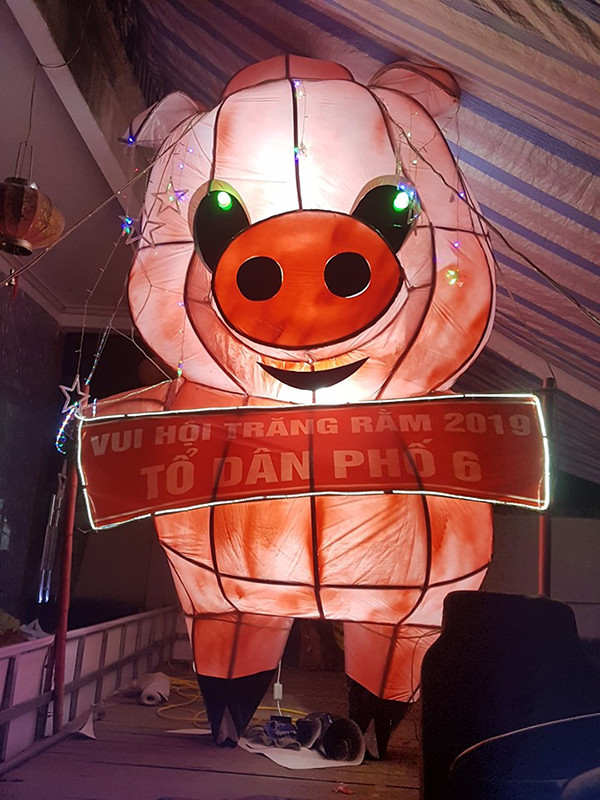 Linh vật dễ thương khiến cư dân mạng muốn đến ngay để check-in. Ảnh: Phạm Hiền.