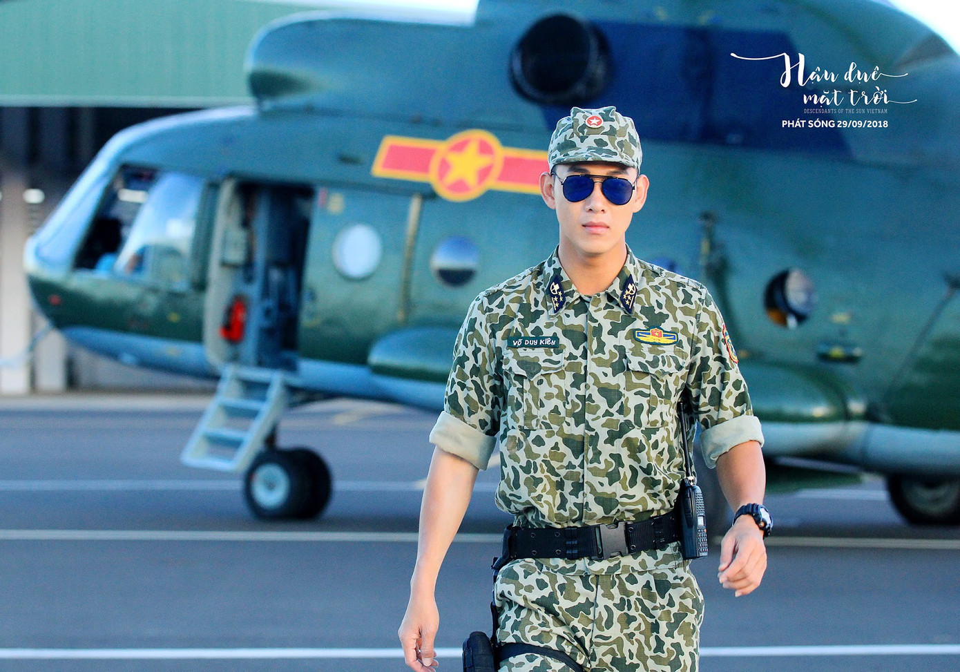 Bộ phim Hậu duệ Mặt Trời bản Việt hiện đang được phát sóng 19h00 thứ 7, chủ nhật, thứ hai trên các kênh dịch vụ phim trực tuyến.