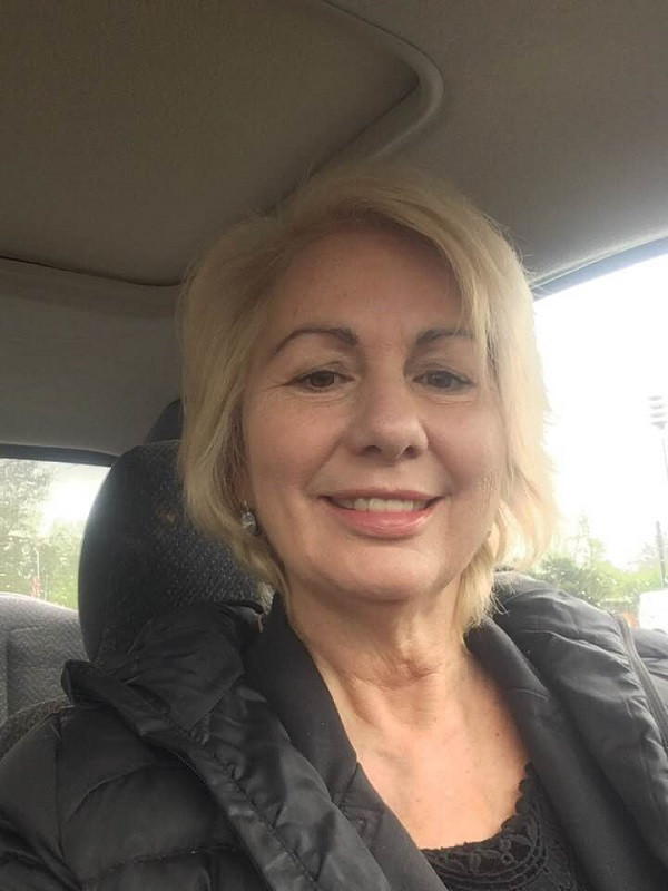 Julie Akins. Ảnh: Inspire More.