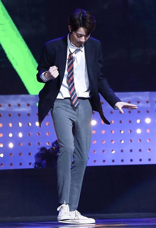 Điểm danh những đôi chân dài nhất K-Pop, miên man đến độ chẳng ai dám đến gần ảnh 1