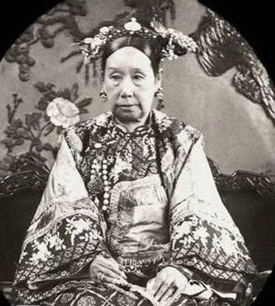 Chân dung Từ Hy Thái hậu.