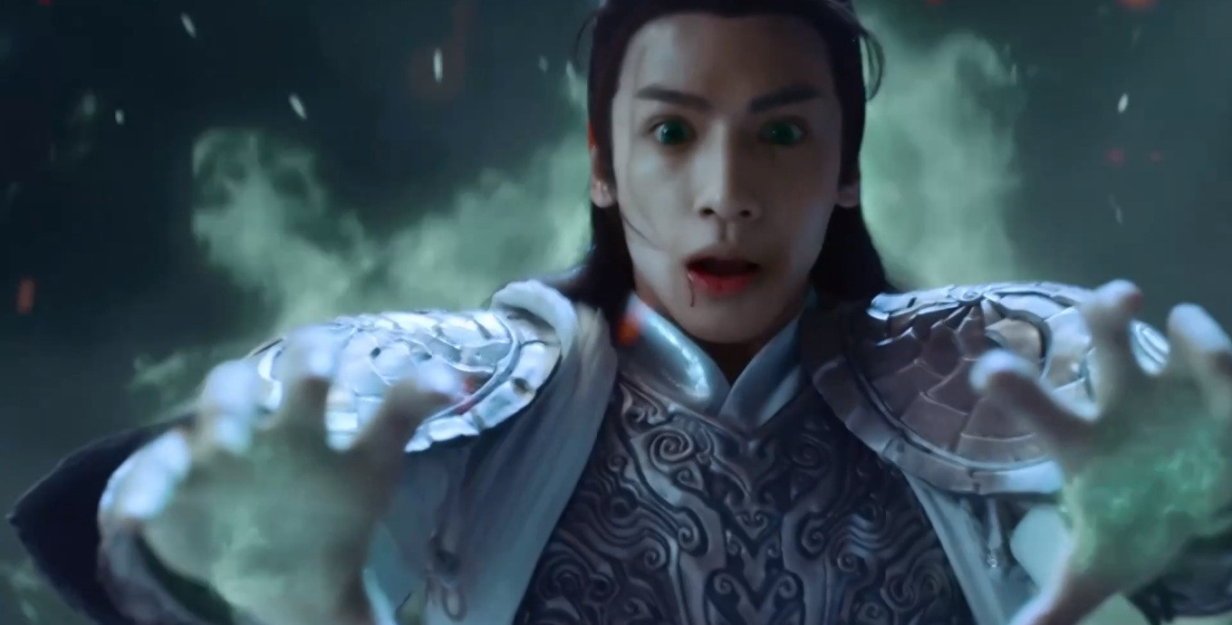 Nhuận Ngọc cũng sững sờ.