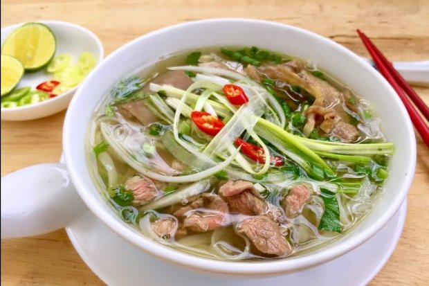 Phở Việt Nam xuất sắc giành chiến thắng trong cuộc thi. Phở Việt Nam xuất sắc giành chiến thắng trong cuộc thi.