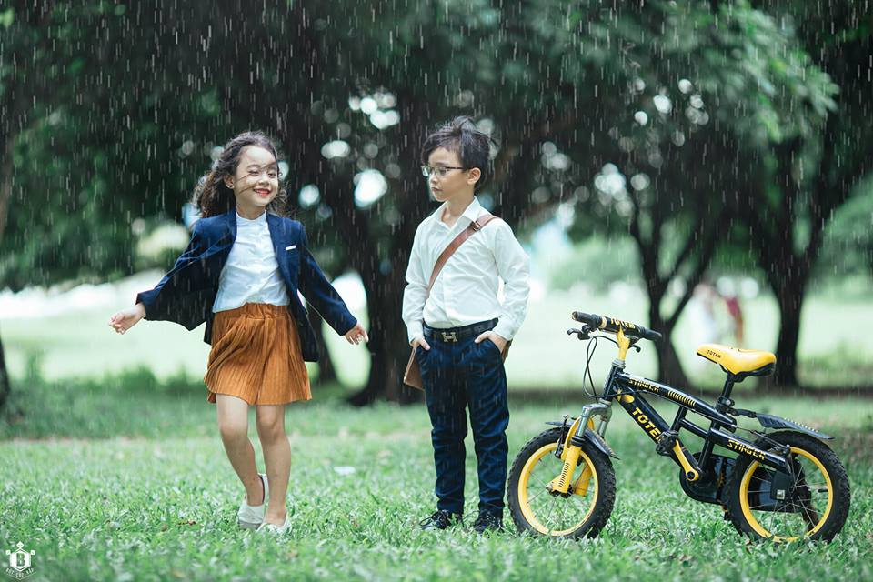 Ngắm bộ ảnh “Em gái mưa” phiên bản nhí cực đáng yêu đến Hương Tràm cũng phải thích mê ảnh 11