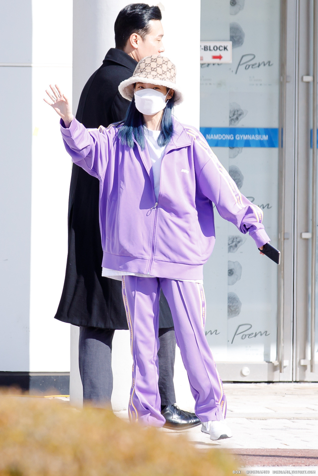 Đồ thể thao cả cây rộng rãi dù có thể 