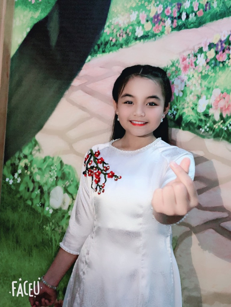 Ngô Khánh Băng (11 tuổi) được đánh giá là có triển vọng với làng nhạc Bolero. Ngô Khánh Băng (11 tuổi) được đánh giá là có triển vọng với làng nhạc Bolero.