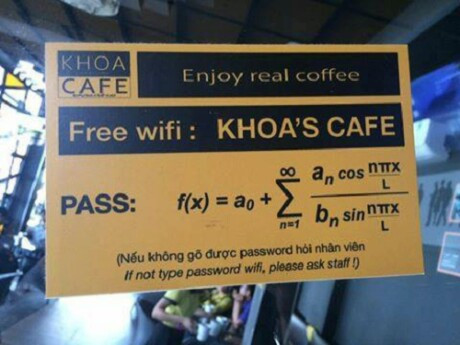 Chủ cửa hàng "có tâm" nhất, hướng dẫn khách nếu không giải được toán thì hãy hỏi nhân viên.