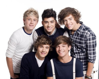 One Direction xếp hạng 7.