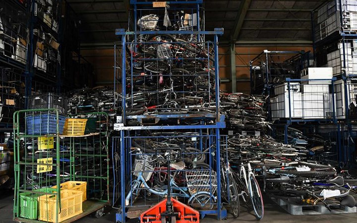 Các đồ Nhật bãi cứ tăng dần theo thời gian.