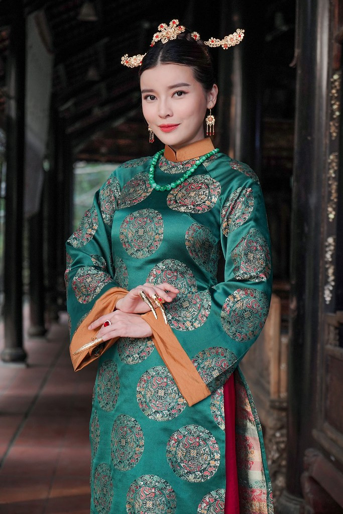 Cao Thái Hà vào vai Trang Phi