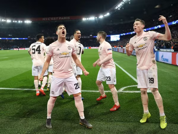 Những chàng trai trẻ của Quỷ đỏ thành Manchester đang khát khao lập lại lịch sử của các bậc đàn anh đi trước.