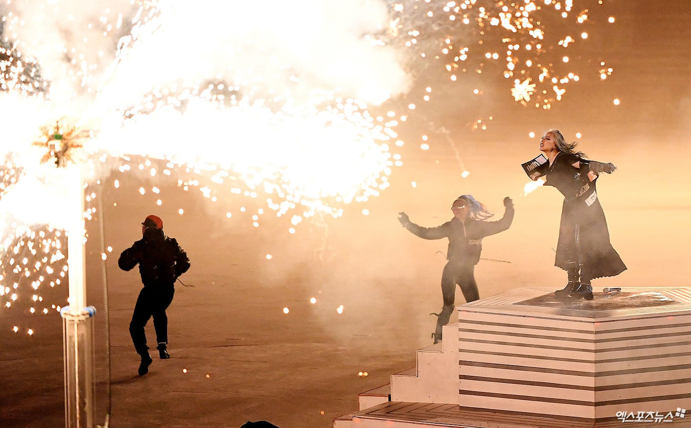 CL, EXO và Honey Lee mê hoặc thế giới tại Lễ bế mạc Olympic PyeongChang 2018 ảnh 3