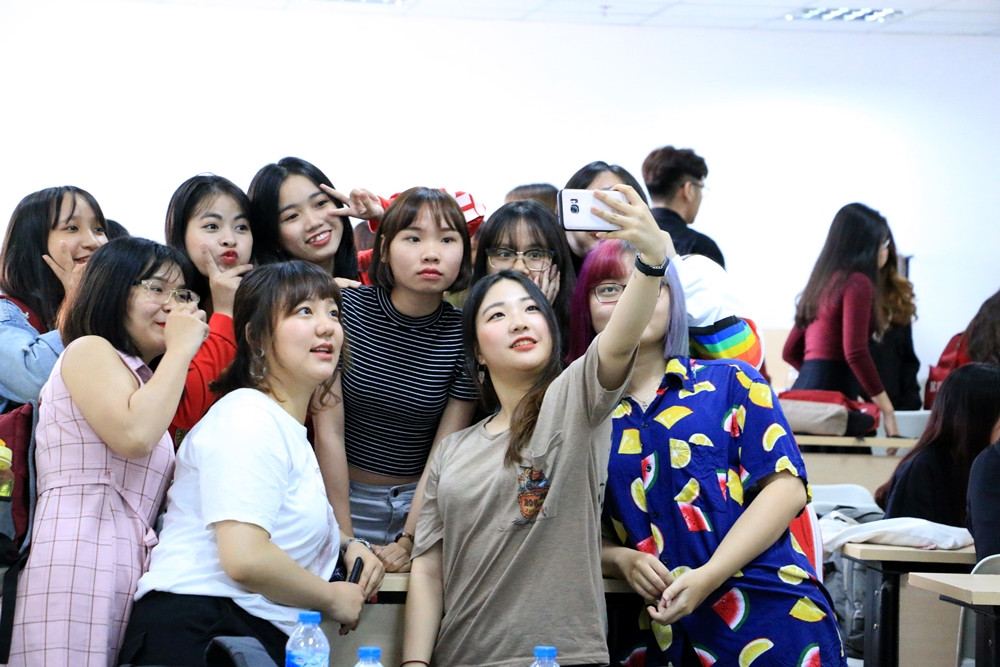 Trường ĐH Hồng Bàng còn có nhiều sinh viên quốc tế.