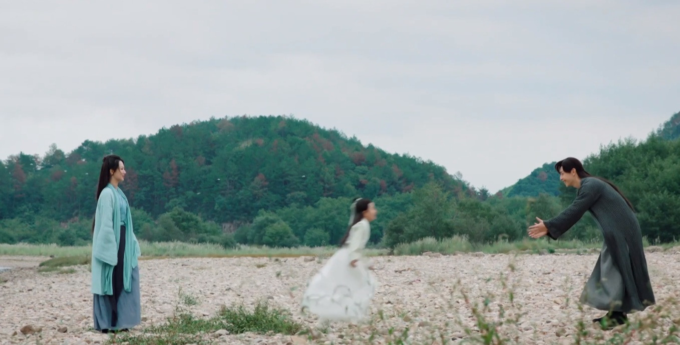 Gia đình nhỏ ba người giờ đây chỉ cần ở bên nhau ngày ngày...