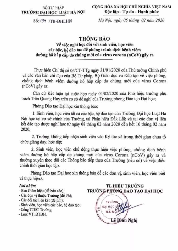 Thông báo của trường Đại học Luật Hà Nội.