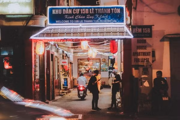 Những con hẻm “sống ảo” xinh ngất giữa lòng Sài Gòn ảnh 11