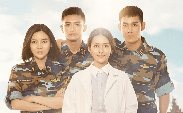 Hậu duệ Mặt Trời, bộ phim đình đám của mối tình Song - Song là nguồn cảm hứng của phiên bản Việt Nam ra đời. Hậu duệ Mặt Trời, bộ phim đình đám của mối tình Song - Song là nguồn cảm hứng của phiên bản Việt Nam ra đời.