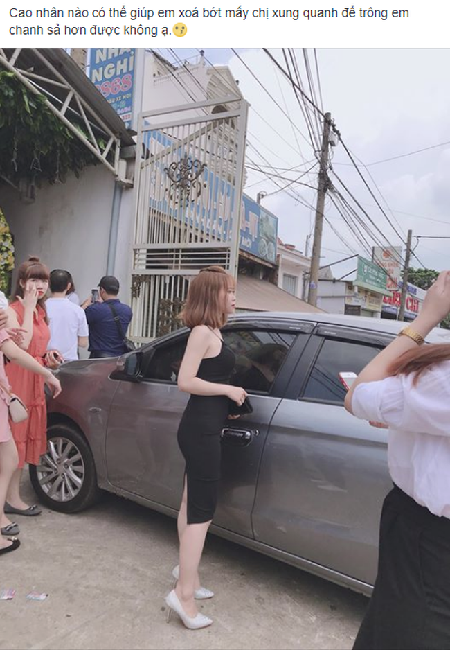 Cô nàng đem ảnh đặt hết niềm tin vào dân mạng.