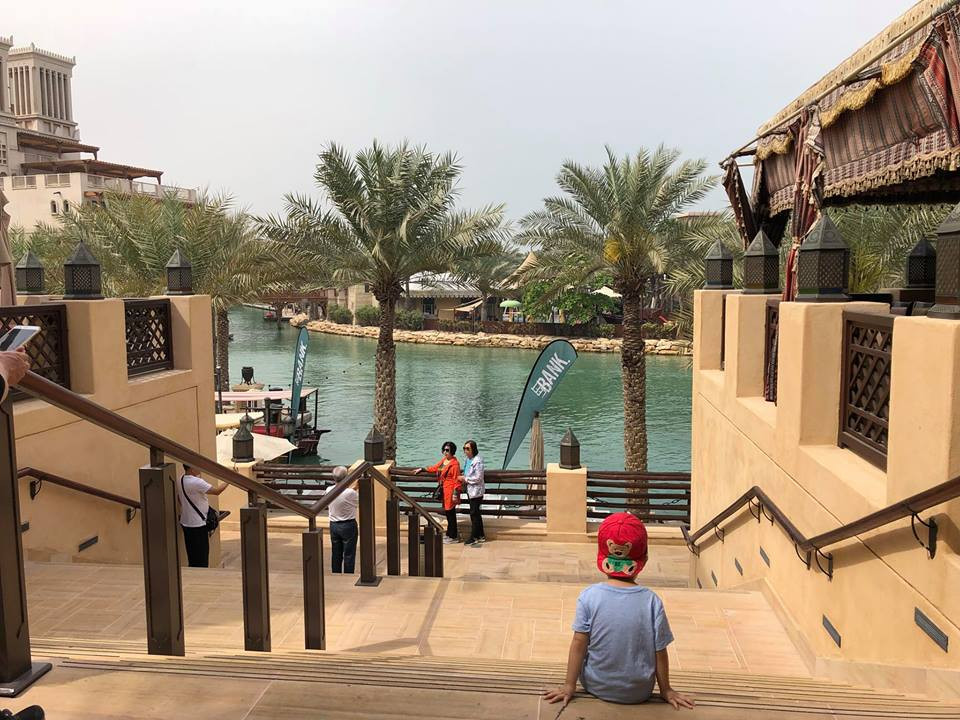 Chỗ nào có nước, chỗ đó có người