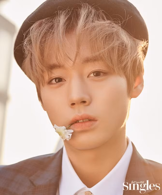 Park Ji Hoon: "Nếu có 10 hay 20 cơ hội, tôi luôn sẵn sàng quay trở lại cùng Wanna One" ảnh 2 Park Ji Hoon: "Nếu có 10 hay 20 cơ hội, tôi luôn sẵn sàng quay trở lại cùng Wanna One" ảnh 2