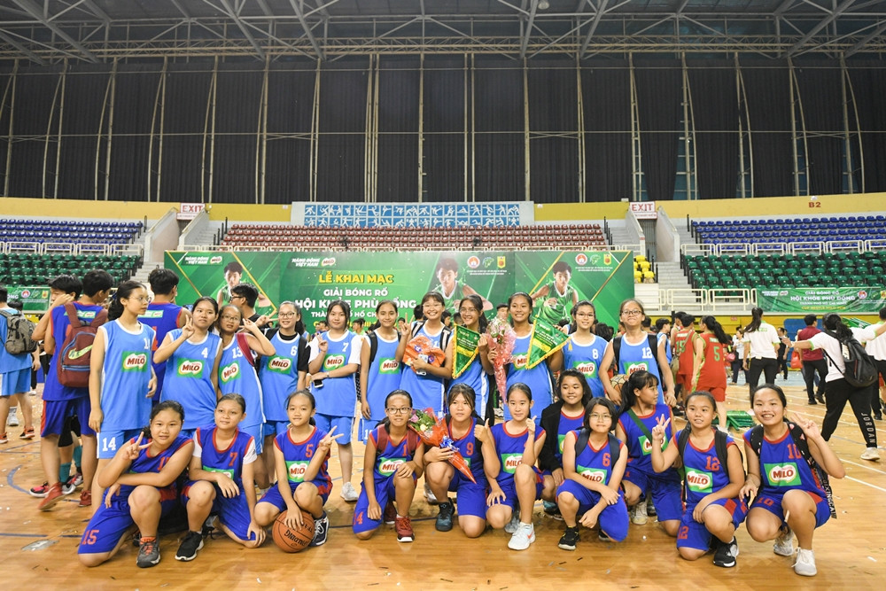 Số lượng đội bóng tham gia ngày càng tăng