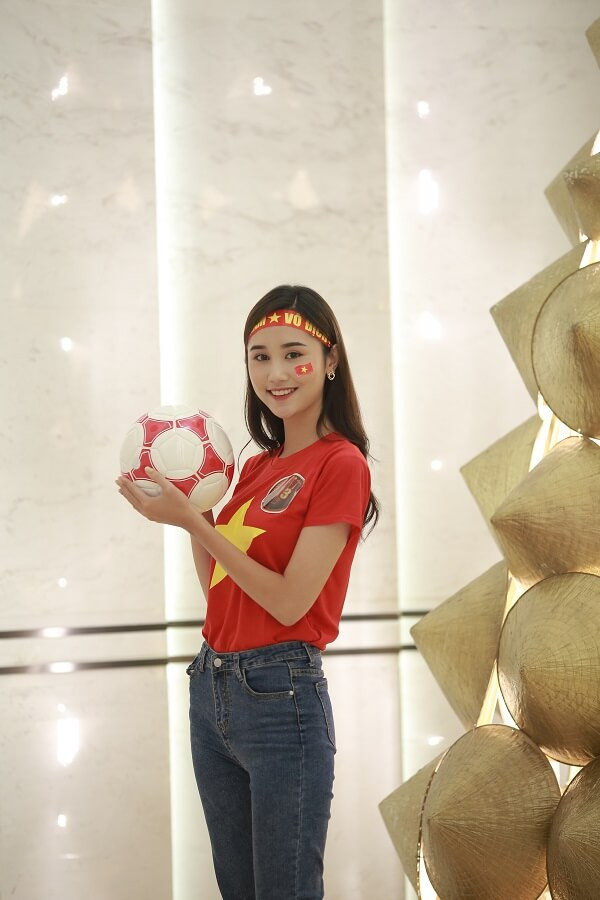 Nguyễn Thùy Trang - SBD 13