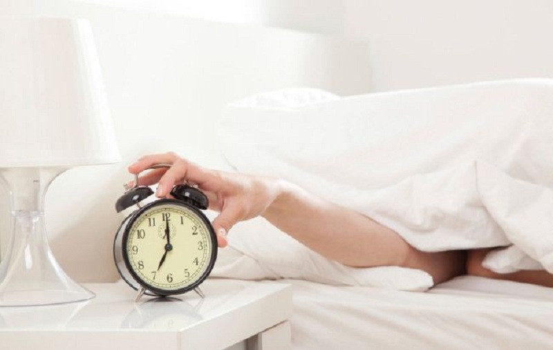 Sinh hoạt điều độ giúp bạn nhanh chóng bắt nhịp trở lại hơn.