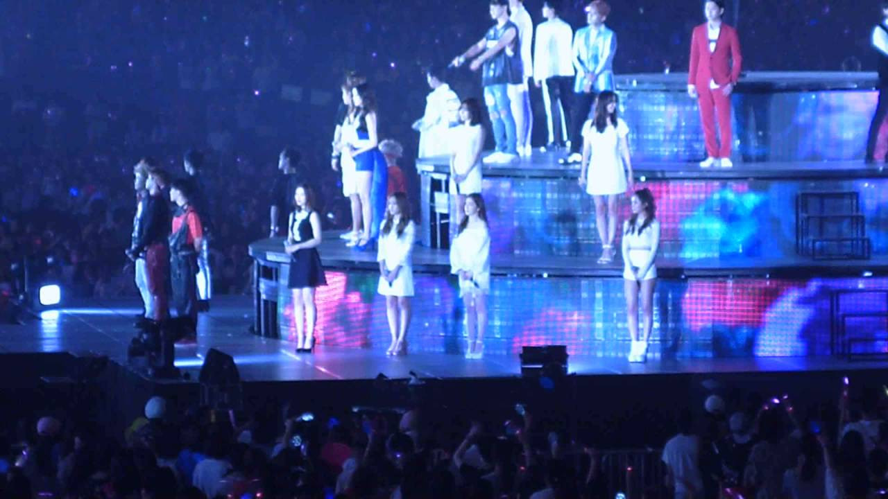 Fan nhà SM phấn khích vì tin “SMTOWN Live” trở lại Hàn trong năm nay ảnh 2