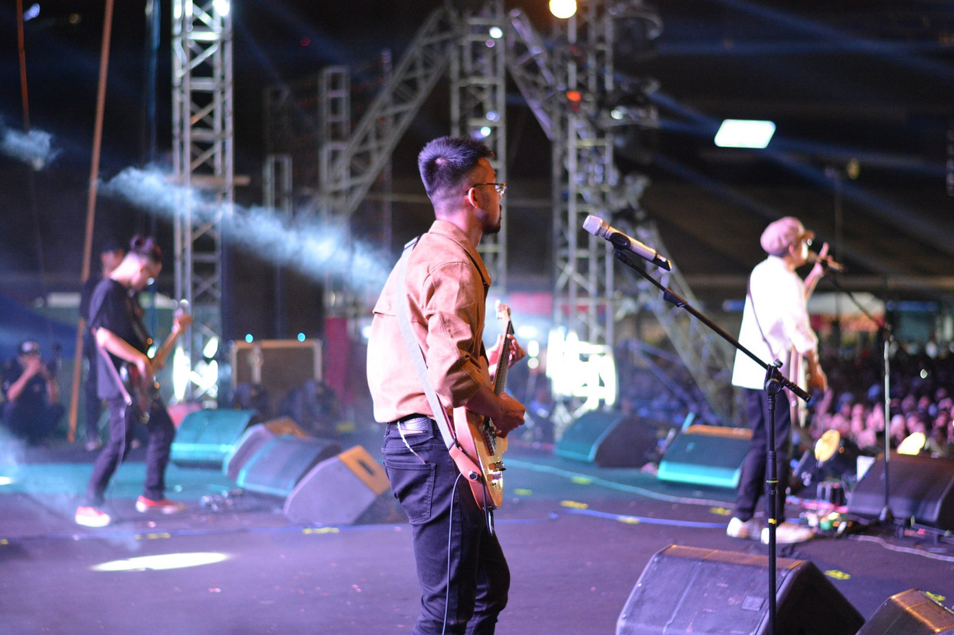 Cá Hồi Hoang với ca khúc mới được trình làng trước giờ 