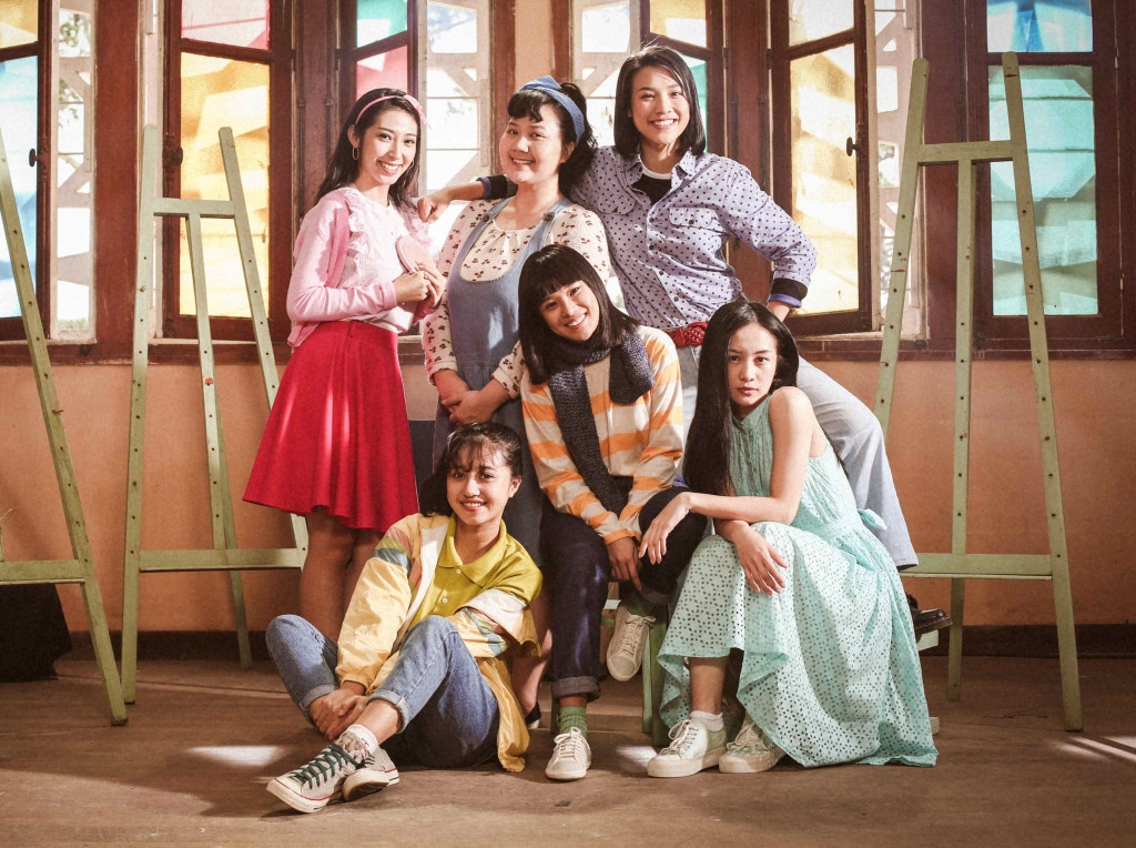 Remake từ một tượng đài của dòng phim tuổi thanh xuân nhưng Tháng Năm Rực Rỡ vẫn giữ được bản sắc đáng giá cho riêng mình.